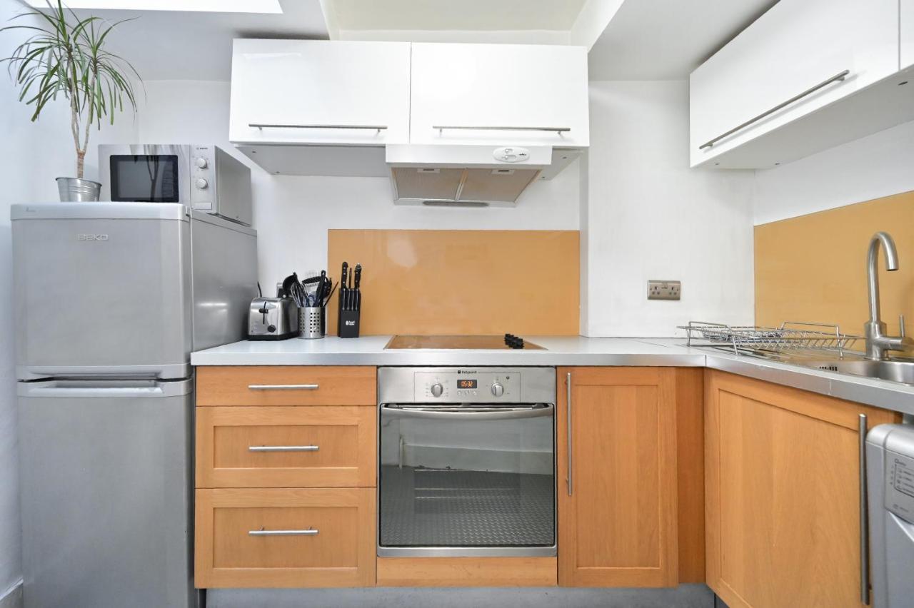 Soho, Piccadilly & Chinatown - Two Bedroom & Two Double Beds Apartment London Eksteriør bilde